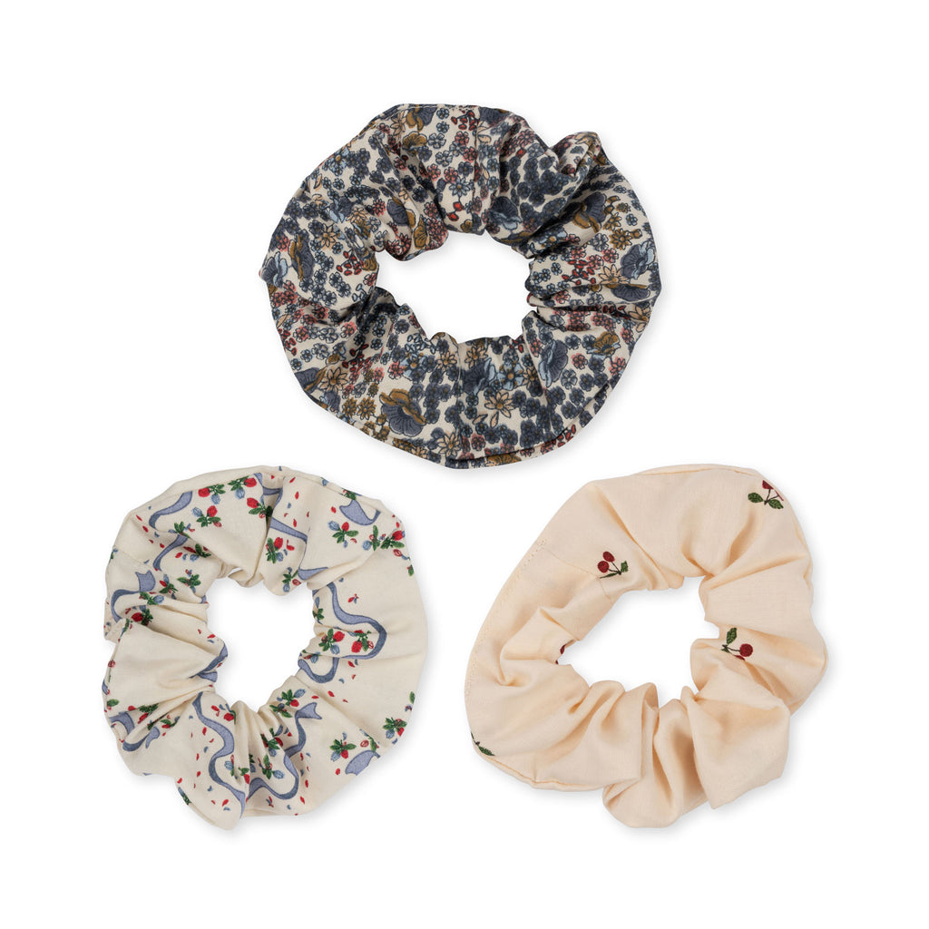 Set of printed scrunchies made of organic cotton