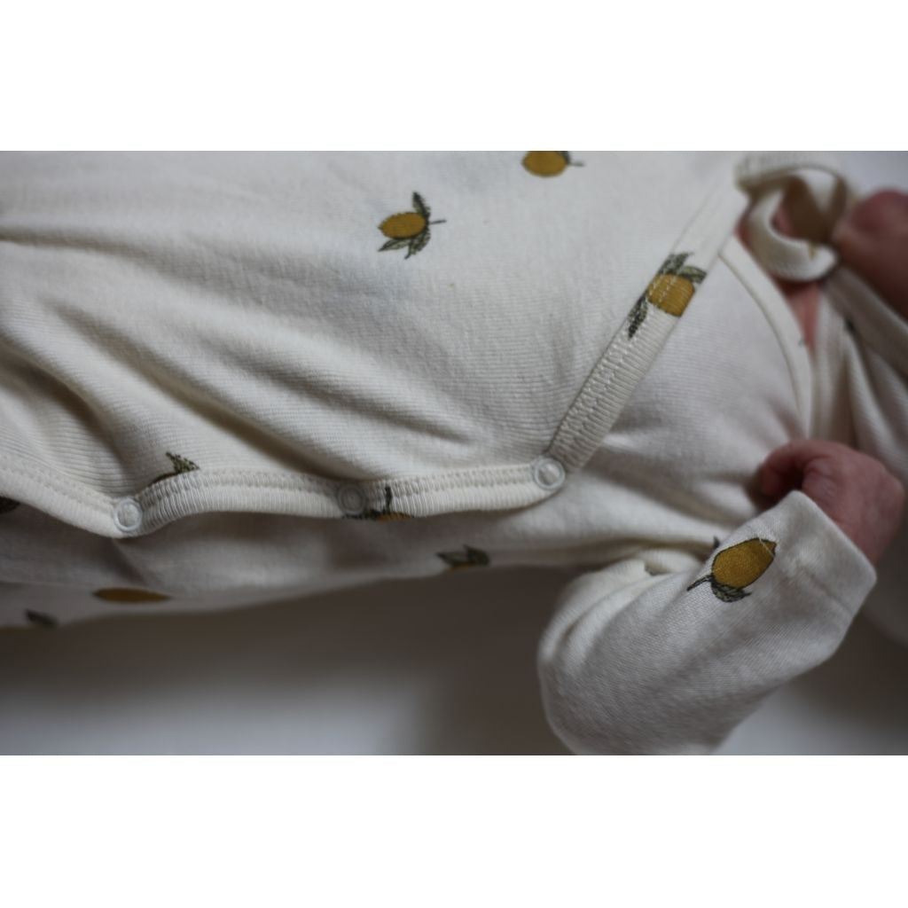 ORGANIC COTTON NEWBORN ONESIE Lemon